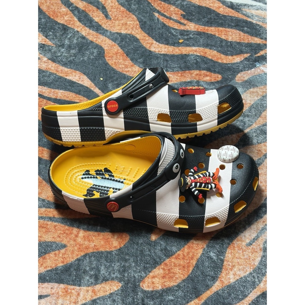 Crocs Hamburglar Men's Cartoon Sandals Black White Yellow Colorblock Size 11 - Picture 4 of 9